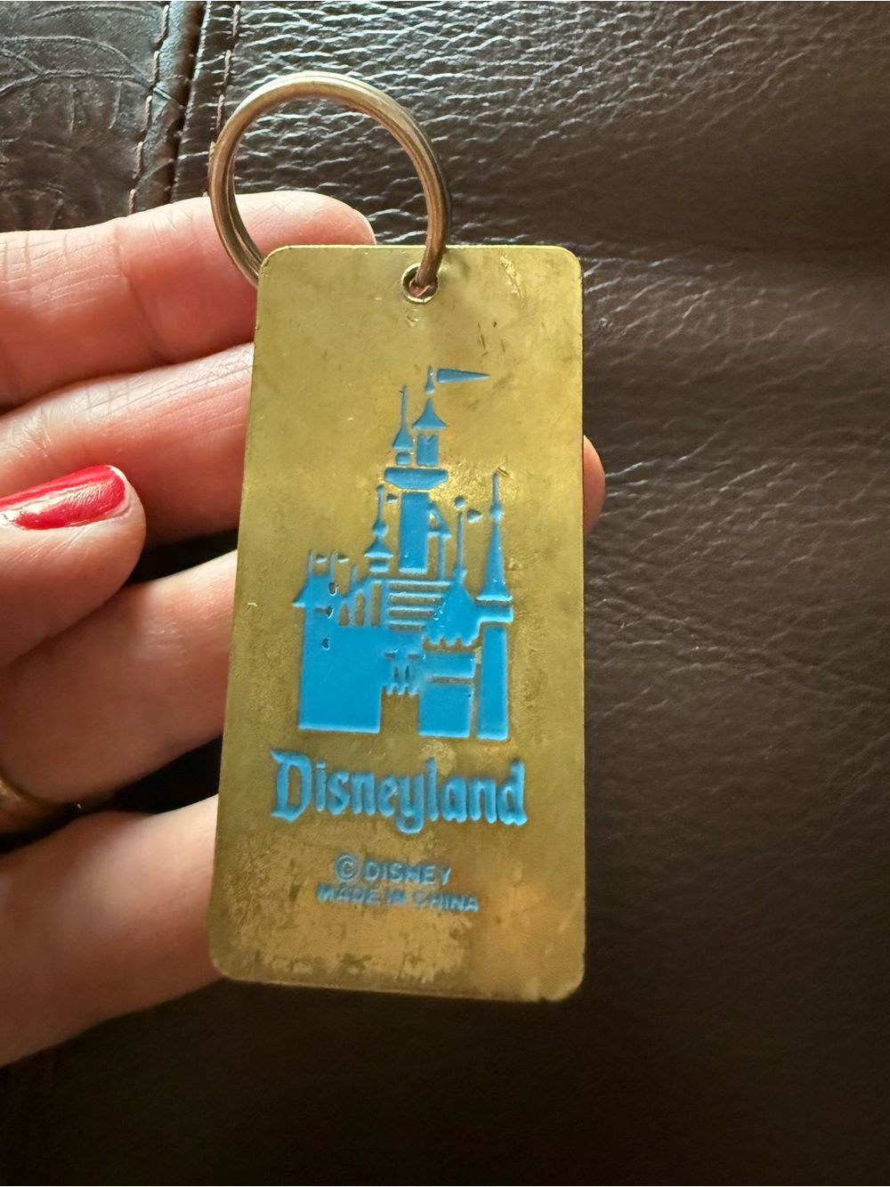 Vintage metal Disneyland keychain 3” Mickey Mouse “Bill”